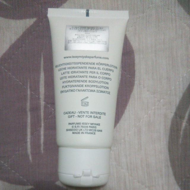 ISSEY MIYAKE ロードゥ イッセイ モイスチャライジング ボディローション 50ml イッセイミヤケパフューム < 香水/コスメ/ネイル ISSEY MIYAKE ロードゥ イッセイ モイスチャライジング ボディローション 50ml イッセイミヤケパフューム < 香水/コスメ/ネイルの