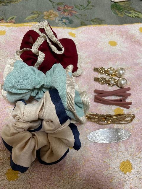ヘアーアクセサリーまとめ売り < 女性アクセサリー/時計  ヘアーアクセサリーまとめ売り  < 女性アクセサリー/時計の