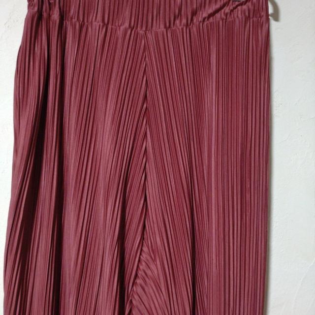 プリーツパンツ < 女性ファッション プリーツパンツ < 女性ファッションの