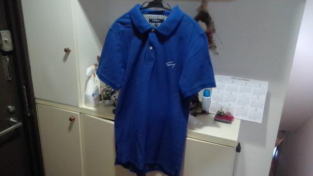 トミー ポロシャツ ブルー Mサイズ TOMMY < ブランド トミー ポロシャツ ブルー Mサイズ TOMMY < ブランドの