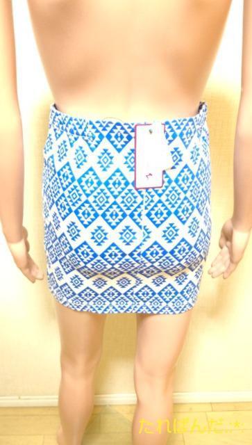 新品タグ付☆angelina☆エキゾチックブルーのタイトミニB368☆3点で即落 < 女性ファッション  新品タグ付☆angelina☆エキゾチックブルーのタイトミニB368☆3点で即落 < 女性ファッションの