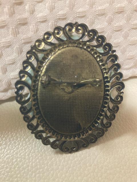 1634.花ブローチ☆アンティーク < 女性アクセサリー/時計  1634.花ブローチ☆アンティーク < 女性アクセサリー/時計の