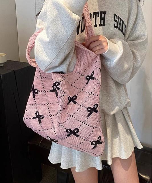 送料無料 新品 ニットトートバッグ リボン柄ニット編み鞄 < 女性ファッション  送料無料 新品 ニットトートバッグ リボン柄ニット編み鞄 < 女性ファッションの