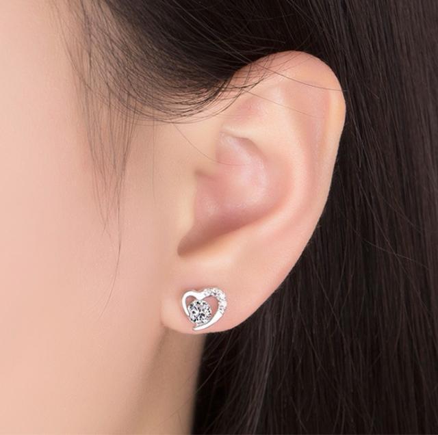 ハート ピアス シルバー【両耳セット】 < 女性アクセサリー/時計  ハート ピアス シルバー【両耳セット】 < 女性アクセサリー/時計の