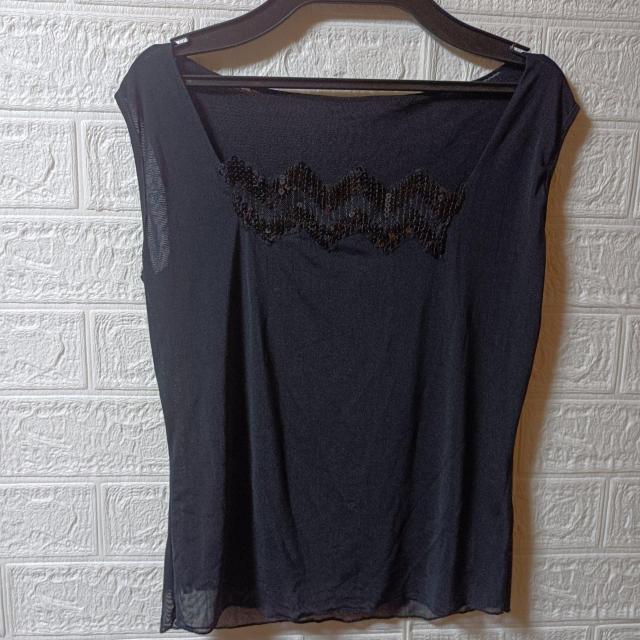 USED★スパンコール装飾ノースリーブトップス < 女性ファッション  USED★スパンコール装飾ノースリーブトップス  < 女性ファッションの