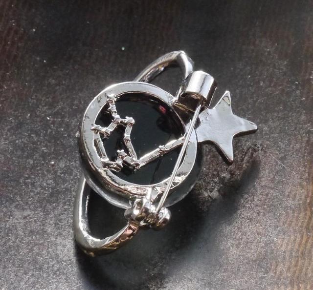 新品アンティーク調きらきらバロックオーロラストーン惑星ブローチ ヴィンテージ風 ヴィクトリアン ゴシック < 女性アクセサリー/時計 新品アンティーク調きらきらバロックオーロラストーン惑星ブローチ ヴィンテージ風 ヴィクトリアン ゴシック < 女性アクセサリー/時計の