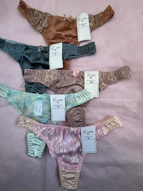 Lサイズ!5枚セット!光沢ツルツル素材!シフォン使いあり!色とりどり!エレガント!Tバックショーツ!No.光 < 女性ファッション Lサイズ!5枚セット!光沢ツルツル素材!シフォン使いあり!色とりどり!エレガント!Tバックショーツ!No.光 < 女性ファッションの