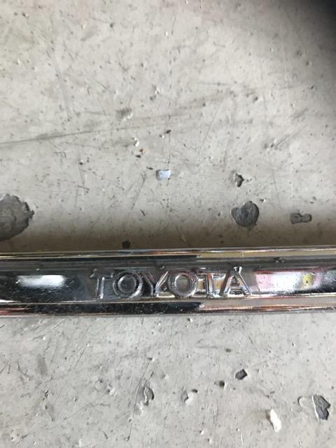 トヨタ純正オプションメッキナンバーフレーム一台セット < 自動車/バイク トヨタ純正オプションメッキナンバーフレーム一台セット < 自動車/バイク