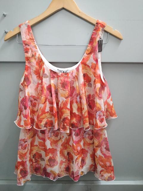 LIP SERVICE☆水彩花柄ティアードタンク < ブランド  LIP SERVICE☆水彩花柄ティアードタンク  < ブランドの