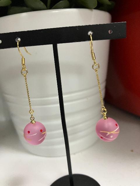 ハンドメイド ヨーヨーチャームを使用したピアス < 女性ファッション  ハンドメイド ヨーヨーチャームを使用したピアス  < 女性ファッションの