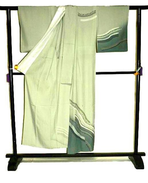 夏物 付下げ 最高級 新品同様 絽 暈染め 金銀シシュウ 金彩 花柄 クリーニング済 身丈151cm 裄丈62cm T3622 < 女性ファッション 夏物 付下げ 最高級 新品同様 絽 暈染め 金銀シシュウ 金彩 花柄 クリーニング済 身丈151cm 裄丈62cm T3622 < 女性ファッションの