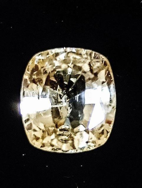 新品未使用海外輸入宝石 クッションカット ゴールデンサファイアルース < 女性アクセサリー/時計  新品未使用海外輸入宝石 クッションカット ゴールデンサファイアルース  < 女性アクセサリー/時計の