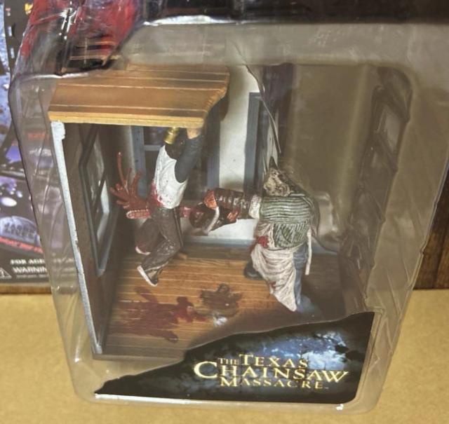 mezco YR ̂ɂU[tFCXJ[Ver. itBMA Texas Chainsaw Massacre  zr[ 