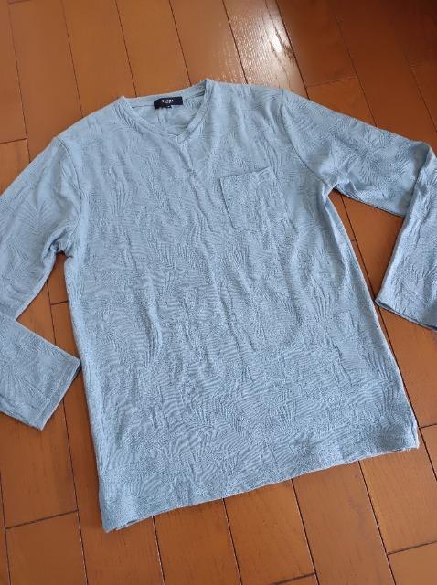 BEAMS HEART MEN'S★柔らか長袖トップス..ロンT★男女OK★新品同様★葉模様★ビームスハート★素敵.着心地抜群★ < 男性ファッション BEAMS HEART MEN'S★柔らか長袖トップス..ロンT★男女OK★新品同様★葉模様★ビームスハート★素敵.着心地抜群★ < 男性ファッションの