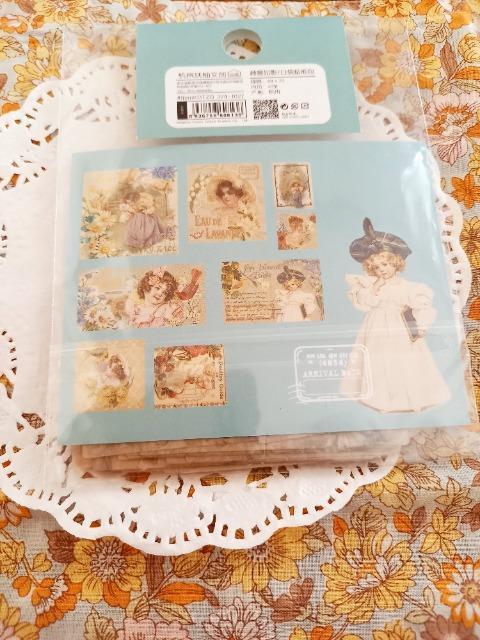 新品未開封☆アンティークな女の子柄シール40枚入り☆ < インテリア/ライフ  新品未開封☆アンティークな女の子柄シール40枚入り☆ < インテリア/ライフの