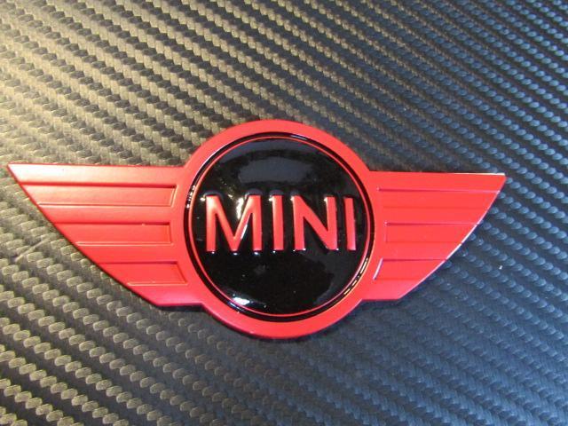 ■ BMW MINI cooper RED&BLACK メタル製 SPORTエンブレム 新品! < 自動車/バイク ■ BMW MINI cooper RED&BLACK メタル製 SPORTエンブレム 新品! < 自動車/バイク