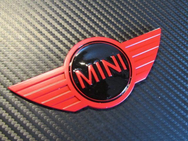 ■ BMW MINI cooper RED&BLACK メタル製 SPORTエンブレム 新品! < 自動車/バイク ■ BMW MINI cooper RED&BLACK メタル製 SPORTエンブレム 新品! < 自動車/バイク