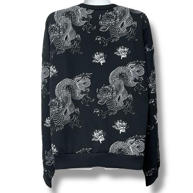 【SHEIN】ポンチ素材☆チャイナ風ドラゴン柄カットソー☆龍 < 女性ファッション  【SHEIN】ポンチ素材☆チャイナ風ドラゴン柄カットソー☆龍 < 女性ファッションの