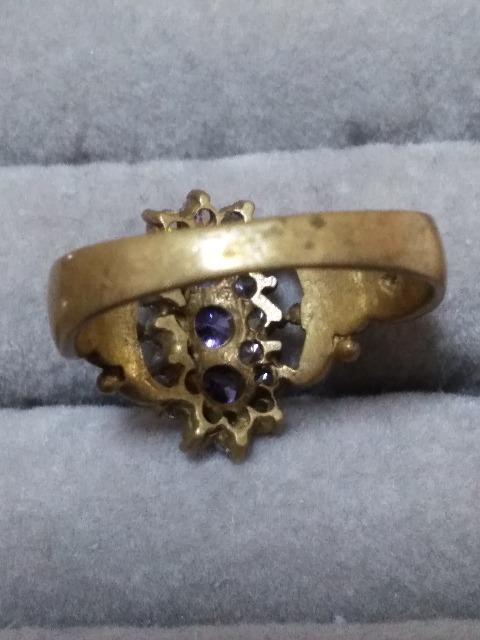 ブラス素材のキラキララインストーンリング < 女性アクセサリー/時計  ブラス素材のキラキララインストーンリング < 女性アクセサリー/時計の