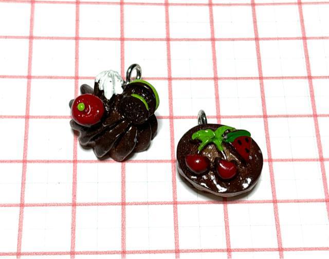 309 チョコレート菓子 2個入り ケーキ クッキー デザート ミニチュア 樹脂パーツ チャーム < ペット/手芸/園芸 309 チョコレート菓子 2個入り ケーキ クッキー デザート ミニチュア 樹脂パーツ チャーム < ペット/手芸/園芸の