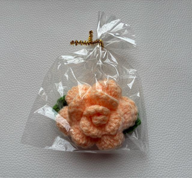 ハンドメイド アクリルたわし 薔薇 抗菌防臭 アプリコット プレゼント バザー < 女性ファッション ハンドメイド アクリルたわし 薔薇 抗菌防臭 アプリコット プレゼント バザー < 女性ファッションの