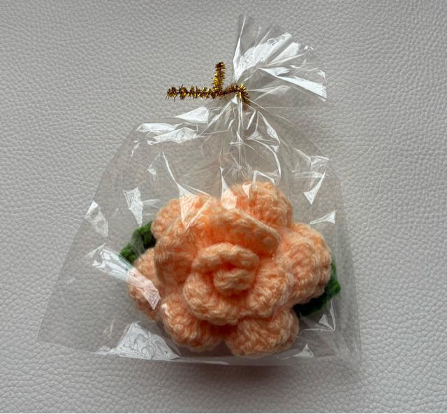 ハンドメイド アクリルたわし 薔薇 抗菌防臭 アプリコット プレゼント バザー < 女性ファッション ハンドメイド アクリルたわし 薔薇 抗菌防臭 アプリコット プレゼント バザー < 女性ファッションの