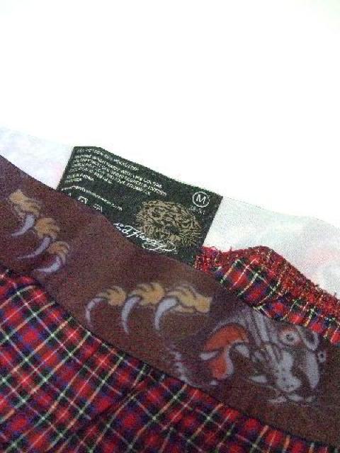 ��Ed Hardy���G�h�n�[�f�B�[���V�i�����[���E�F�A�p���c�����u�L����