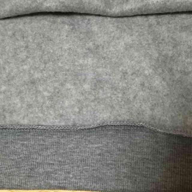 猫キャラクター柄裏起毛プルオーバー。グレー < 女性ファッション 猫キャラクター柄裏起毛プルオーバー。グレー < 女性ファッションの