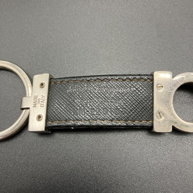  Salvatore Ferragamo tFK L[O  uh 