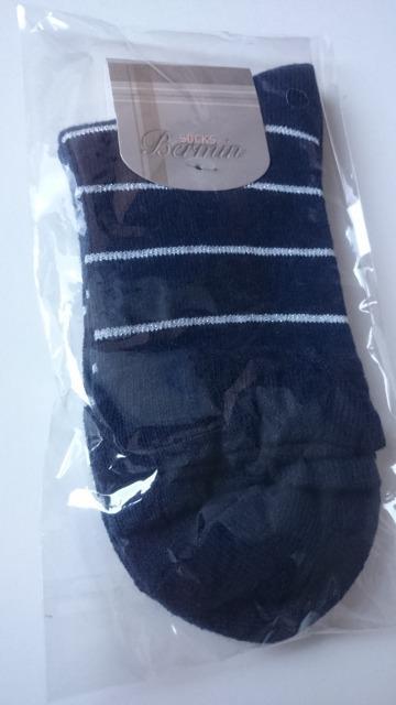 新品未開封☆ボーダー柄ソックス★シルバーラメ☆ < 女性ファッション 新品未開封☆ボーダー柄ソックス★シルバーラメ☆ < 女性ファッションの