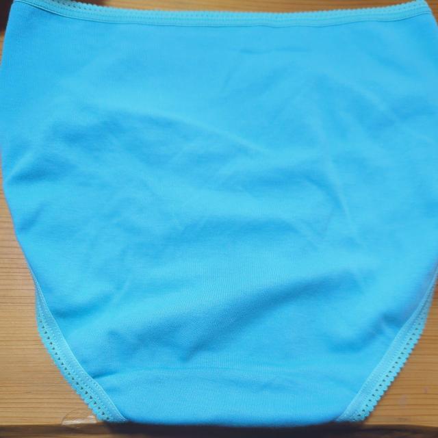 新品衣類 ワンポイントリボン柄 L < 女性ファッション  新品衣類 ワンポイントリボン柄 L < 女性ファッションの