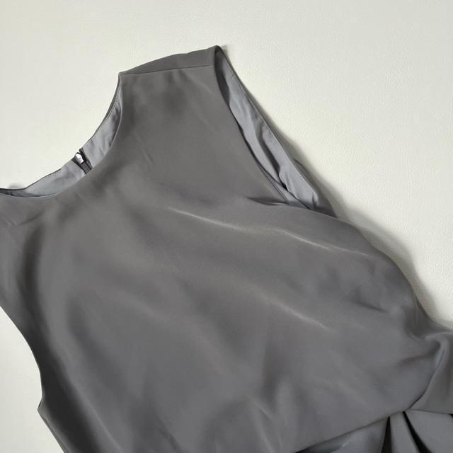 ◆新品◆1.3万◆PEGGY LANA◆アシンメトリーノースリーブブラウス◆M < 女性ファッション  ◆新品◆1.3万◆PEGGY LANA◆アシンメトリーノースリーブブラウス◆M < 女性ファッションの