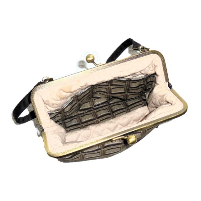 【クラッチ・アクセサリーチェーン付】◆とろけるチョコレート【ビター】◆がまぐちショルダーバッグ < 女性ファッション 【クラッチ・アクセサリーチェーン付】◆とろけるチョコレート【ビター】◆がまぐちショルダーバッグ < 女性ファッションの