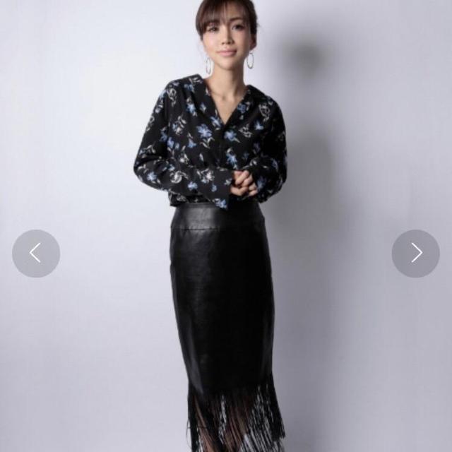 ◆eimy istoire/エイミーイストワール◆ペイントフラワーシャツ★ブラックF*秋コーデ♪美品 < 女性ファッション ◆eimy istoire/エイミーイストワール◆ペイントフラワーシャツ★ブラックF*秋コーデ♪美品 < 女性ファッションの