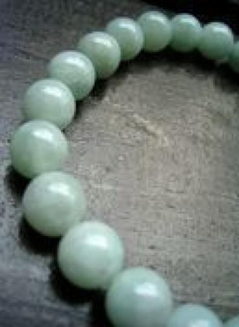 8ミリ玉 本翡翠・ジェダイトブレスレット < 男性アクセサリー/時計 8ミリ玉 本翡翠・ジェダイトブレスレット < 男性アクセサリー/時計の