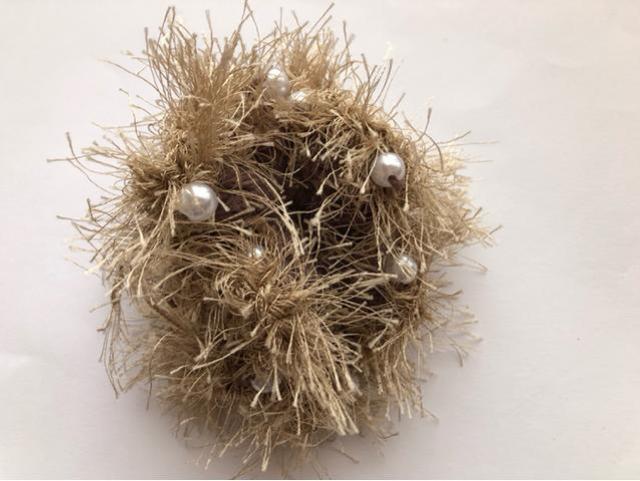 ハンドメイド シュシュ ふわふわ♪ 大きめパールビーズ ガーリー < 女性ファッション  ハンドメイド シュシュ ふわふわ♪ 大きめパールビーズ ガーリー < 女性ファッションの