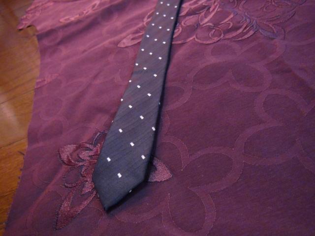 MARIO VALENTINÕlN^CPOOIB  uh 