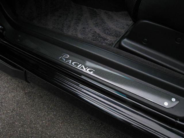 トヨタ ヴォクシー 取り付け例あり 汎用エントランスモール < 自動車/バイク トヨタ ヴォクシー 取り付け例あり 汎用エントランスモール < 自動車/バイク