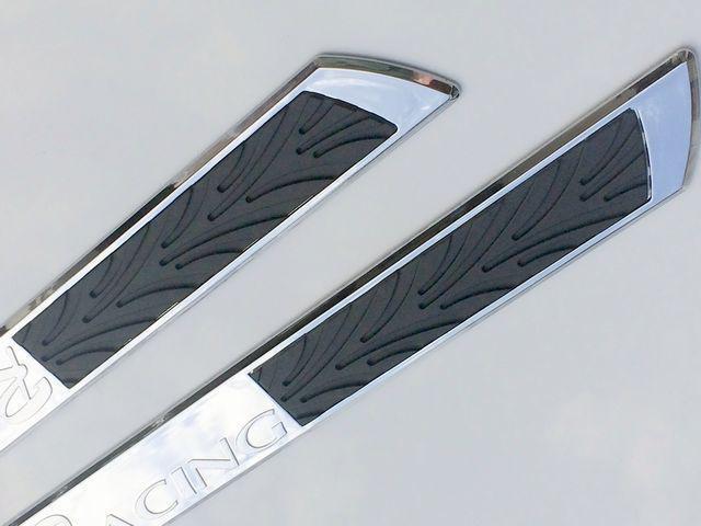 トヨタ ヴォクシー 取り付け例あり 汎用エントランスモール < 自動車/バイク トヨタ ヴォクシー 取り付け例あり 汎用エントランスモール < 自動車/バイク