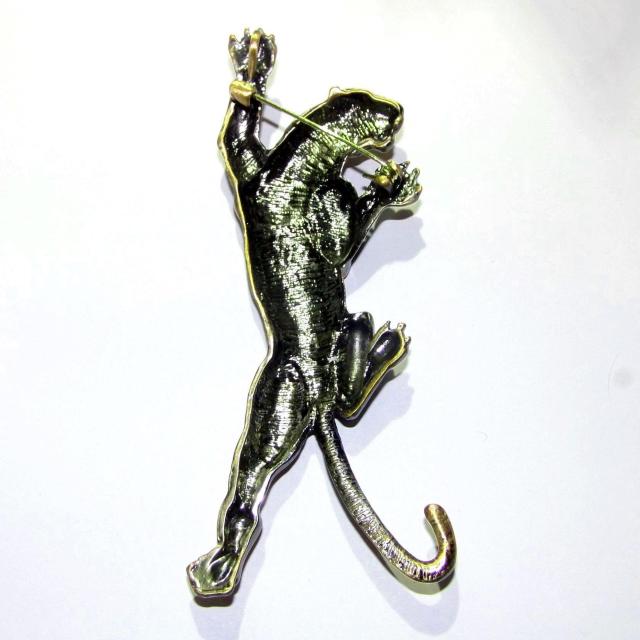 ビッグサイズ! 大きい 豹 ヒョウ パンサー ゴールド色 金色 ブローチ バッジ ピンバッジ ラペルピン < 男性アクセサリー/時計 ビッグサイズ! 大きい 豹 ヒョウ パンサー ゴールド色 金色 ブローチ バッジ ピンバッジ ラペルピン < 男性アクセサリー/時計の