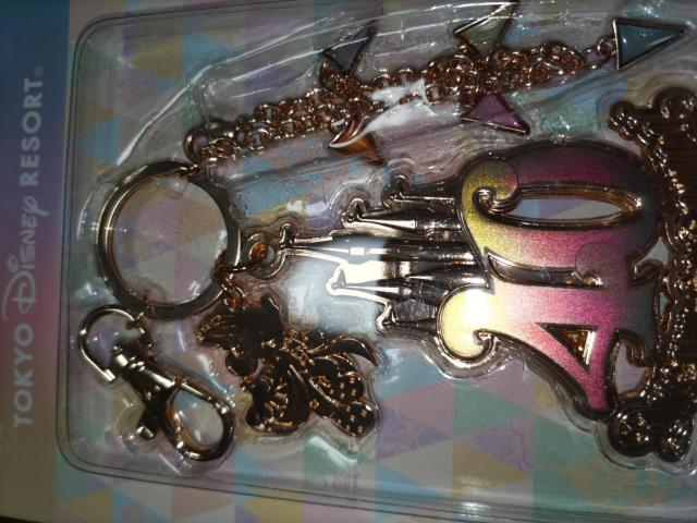 東京ディズニーランド◆40周年キーチェーン◆未開封 < アニメ/コミック/キャラクター 東京ディズニーランド◆40周年キーチェーン◆未開封 < アニメ/コミック/キャラクターの