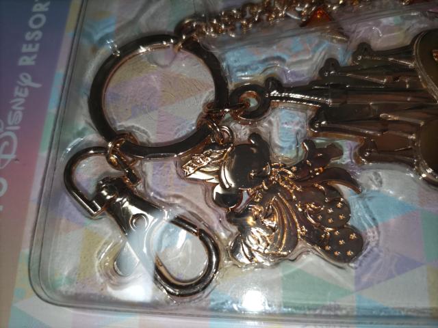 東京ディズニーランド◆40周年キーチェーン◆未開封 < アニメ/コミック/キャラクター 東京ディズニーランド◆40周年キーチェーン◆未開封 < アニメ/コミック/キャラクターの
