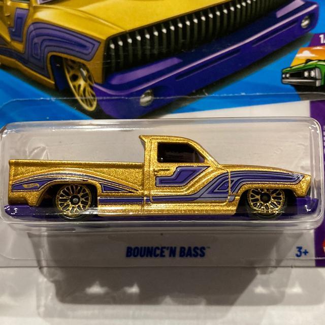 �z�b�g�E�B�[���E�o�E���V���x�[�X(�����o�i��) �� �z�r�[�� 