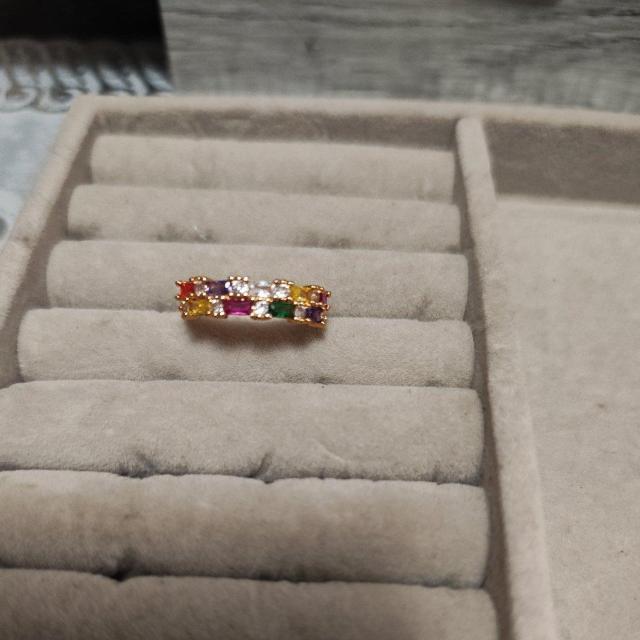 �J���t���ȐF�g���̎w��  �� �����A�N�Z�T���[/���v�� 