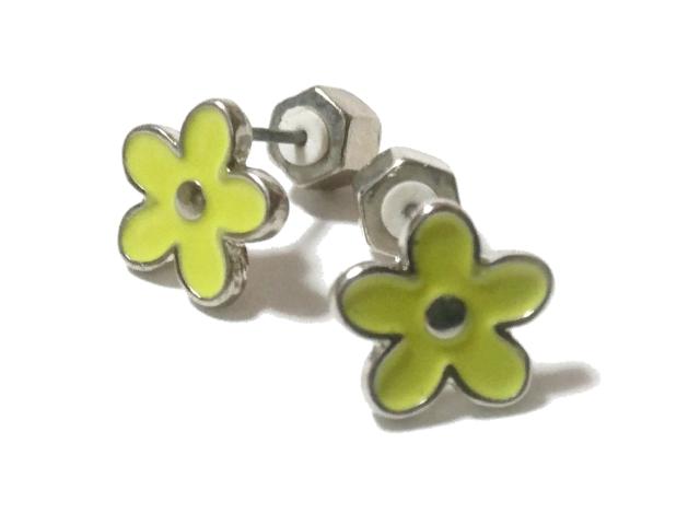★新品☆激カワ★マークバイ フラワーピアス YELLOW/SIL★ < ブランド  ★新品☆激カワ★マークバイ フラワーピアス YELLOW/SIL★  < ブランドの
