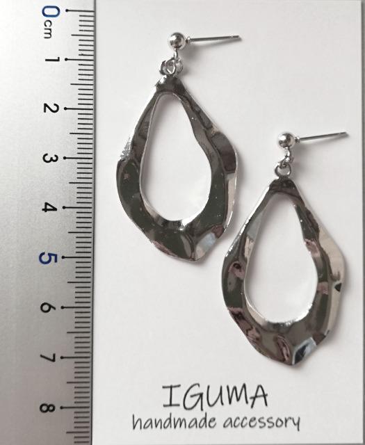 ハンドメイド大ぶりピアス シルバー しずくフープ シンプル < 女性ファッション  ハンドメイド大ぶりピアス シルバー しずくフープ シンプル < 女性ファッションの