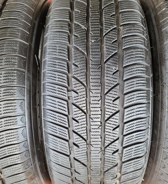 Weds VELVA 16C` 6.5J +40 X^bhX4{Zbg ZEETEX WP1000 215/65R16 At  /oCN
