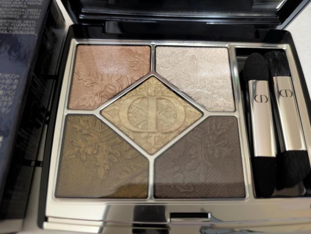 クリスチャンディオールDior昨季新品限定サンククルールクチュール#549ゴールデンスノーアイシャドウゴールデンナイツ < ブランド クリスチャンディオールDior昨季新品限定サンククルールクチュール#549ゴールデンスノーアイシャドウゴールデンナイツ < ブランドの