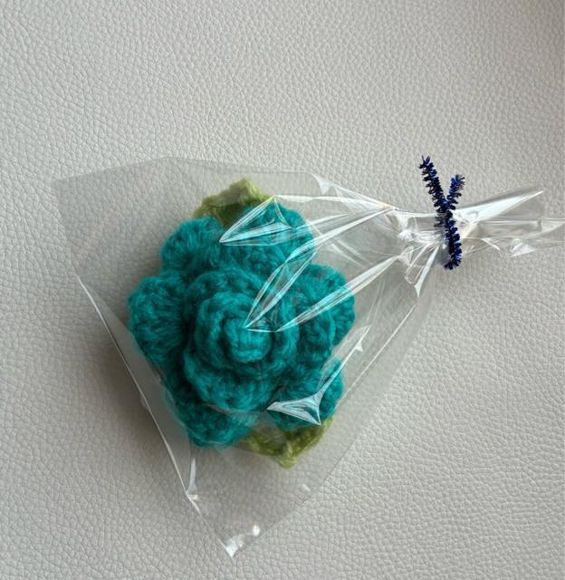 ハンドメイド アクリルたわし 薔薇 抗菌防臭 ターコイズ プレゼント バザー < 女性ファッション ハンドメイド アクリルたわし 薔薇 抗菌防臭 ターコイズ プレゼント バザー < 女性ファッションの