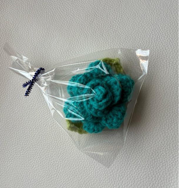 ハンドメイド アクリルたわし 薔薇 抗菌防臭 ターコイズ プレゼント バザー < 女性ファッション ハンドメイド アクリルたわし 薔薇 抗菌防臭 ターコイズ プレゼント バザー < 女性ファッションの